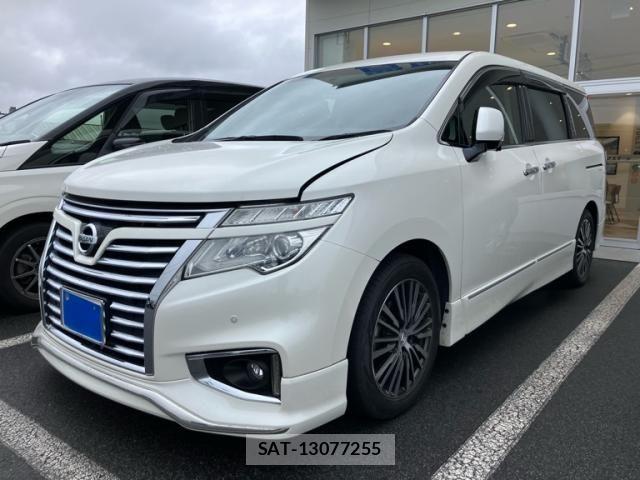 Nissan ELGRAND 2015-12 8879633-2