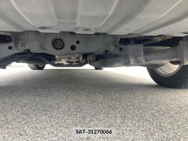 Nissan ELGRAND 2014-02 8879634-22