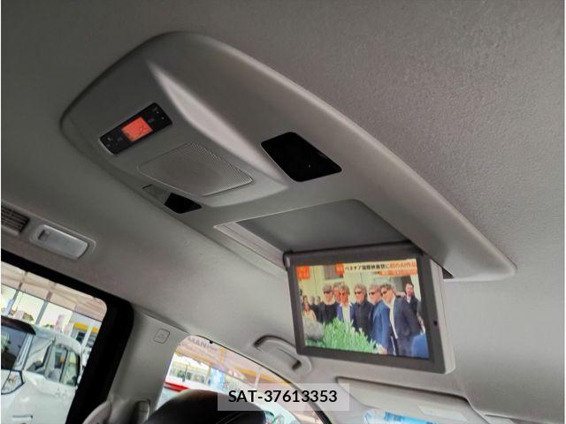 Nissan ELGRAND 2012-02 8879632-21