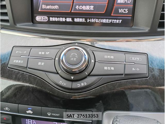 Nissan ELGRAND 2012-02 8879632-24