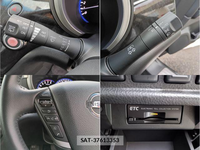 Nissan ELGRAND 2012-02 8879632-26