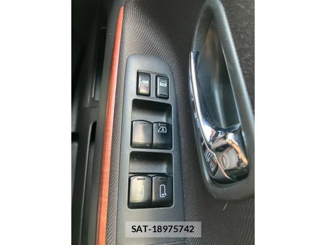 Nissan ELGRAND 2005-12 8883582-10