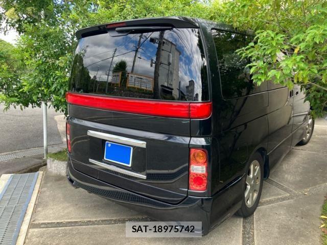 Nissan ELGRAND 2005-12 8883582-1