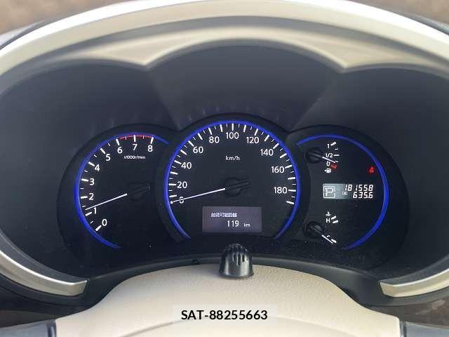 Nissan ELGRAND 2012-03 8883581-4