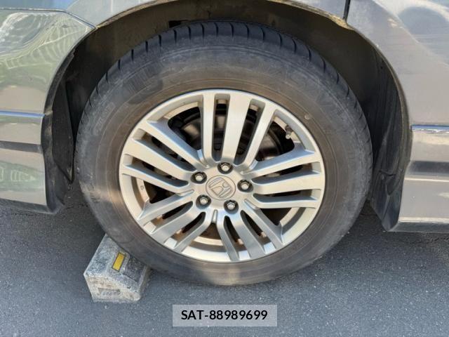 Honda ELYSION 2006-03 7218107-8