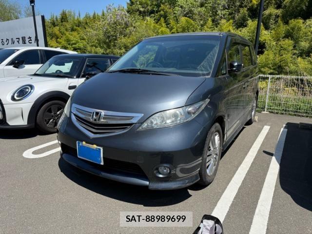 Honda ELYSION 2006-03 7218107-1