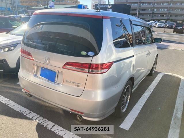 Honda ELYSION 2006-09 7218108-9