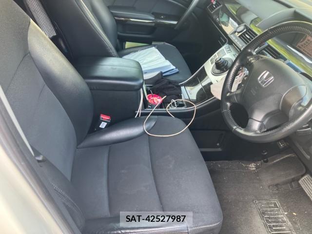 Honda ELYSION 2011-08 8129941-15