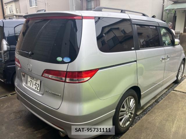 Honda ELYSION 2006-09 8828913-4