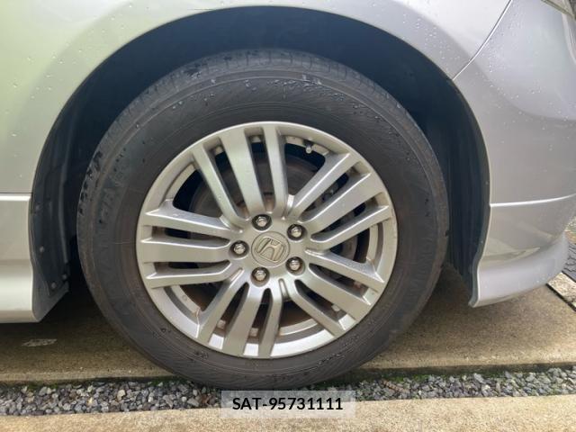 Honda ELYSION 2006-09 8828913-6