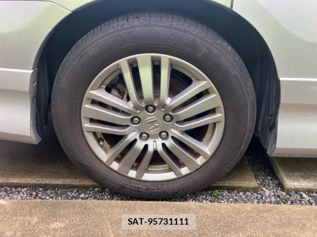 Honda ELYSION 2006-09 8828913-7