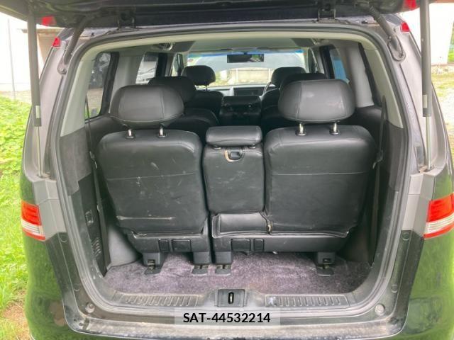 Honda ELYSION 2006-04 8412235-9