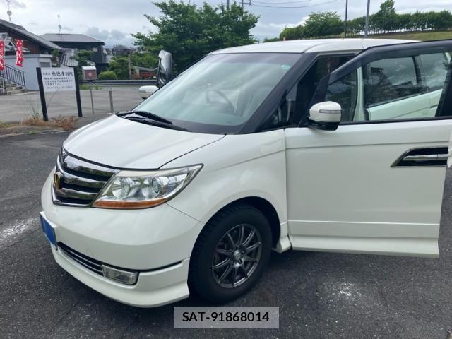 Honda ELYSION 2009-08 7218111-1