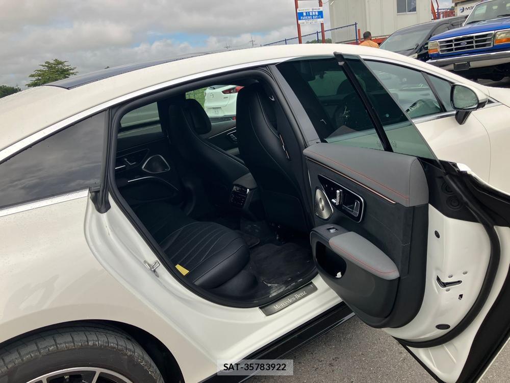 Mercedes Benz EQS 2023 1133001-10
