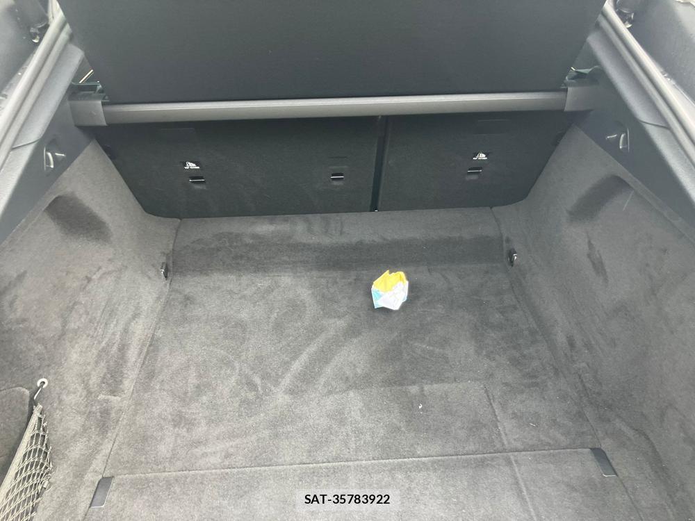 Mercedes Benz EQS 2023 1133001-29