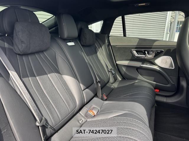 Mercedes Benz EQS 2023-06 7337564-4