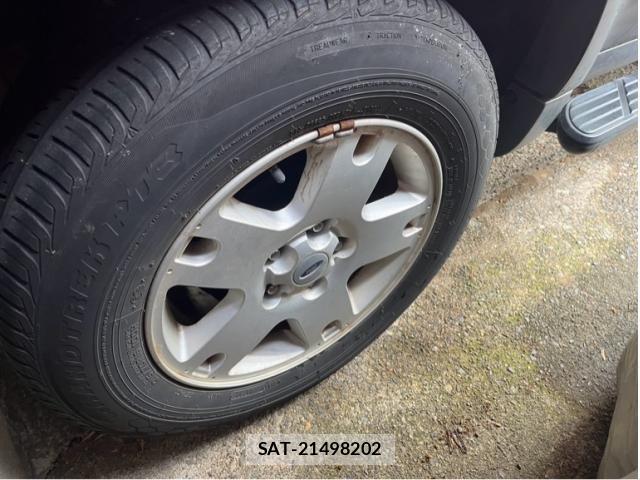 Ford Japan ESCAPE 2004-02 7616409-6