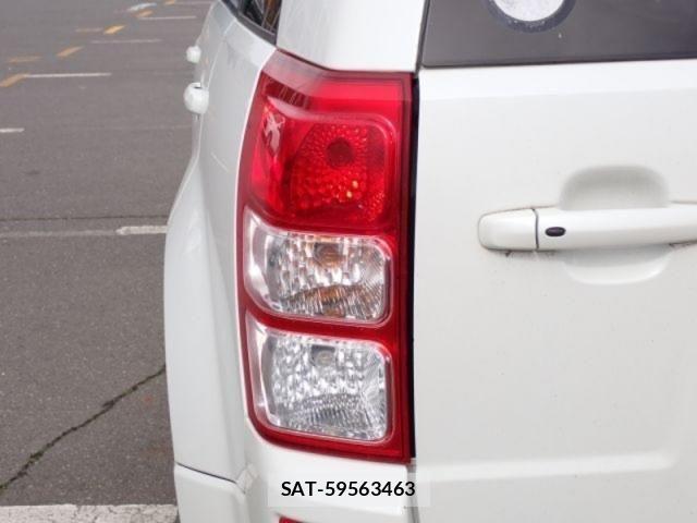 Suzuki ESCUDO 2013-02 4370646-15