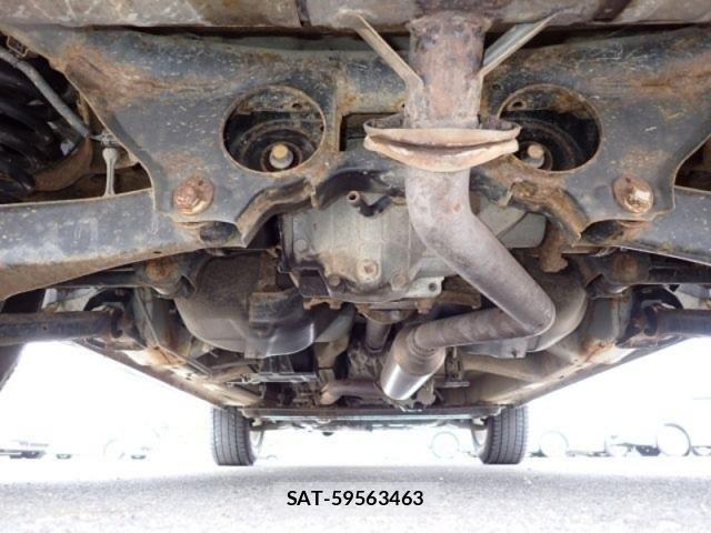 Suzuki ESCUDO 2013-02 4370646-21