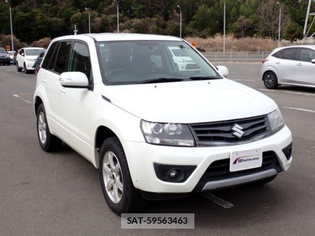 Suzuki ESCUDO 2013-02 4370646-2