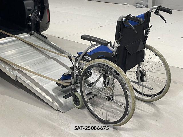 Toyota ESQUIRE 2019-09 440342-5