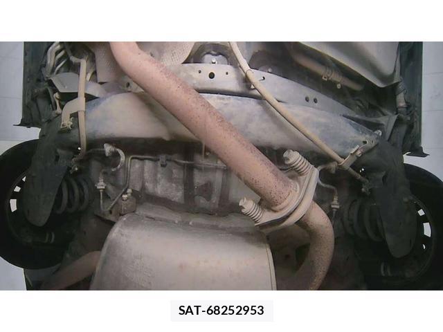 Toyota ESQUIRE 2018-03 1076993-10