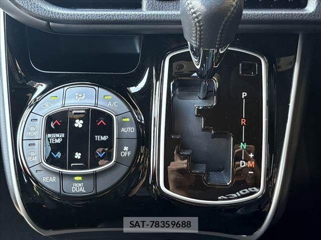 Toyota ESQUIRE 2020-01 1176425-23