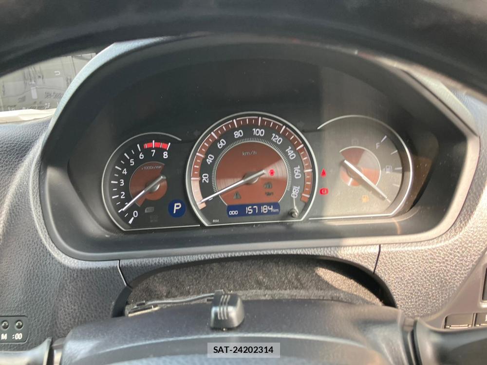 Toyota ESQUIRE 2018-04 1310150-15