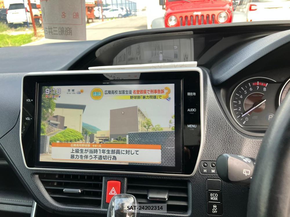 Toyota ESQUIRE 2018-04 1310150-19