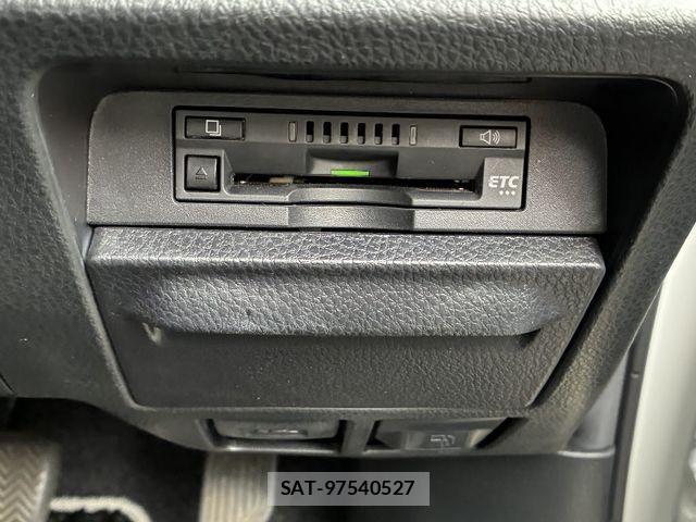 Toyota ESQUIRE 2020-10 1412223-19
