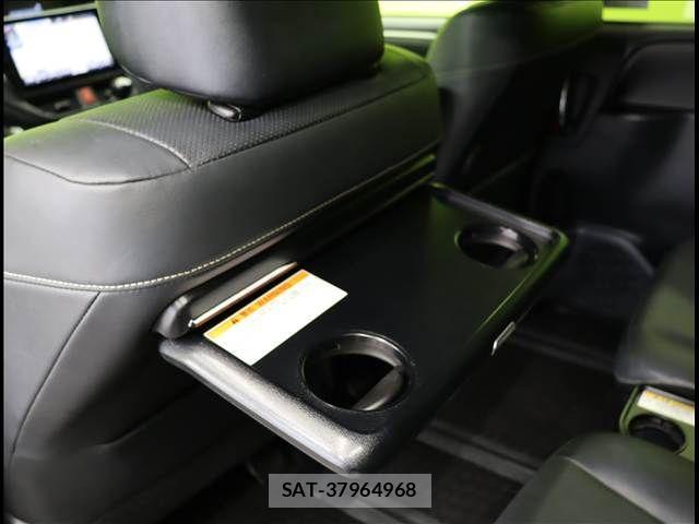 Toyota ESQUIRE 2020-11 1495731-28