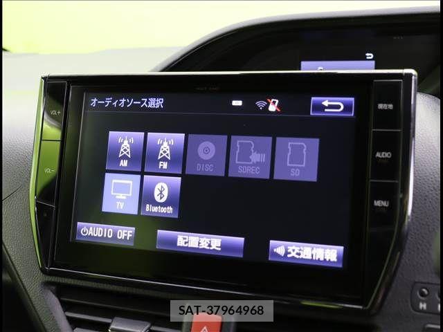 Toyota ESQUIRE 2020-11 1495731-4