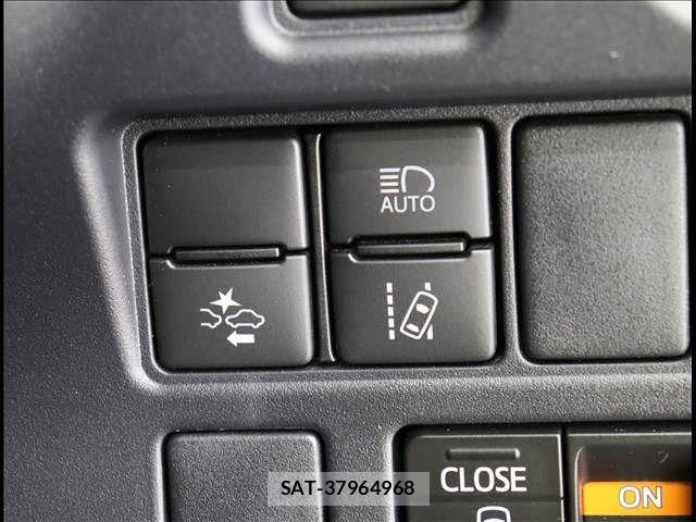 Toyota ESQUIRE 2020-11 1495731-6