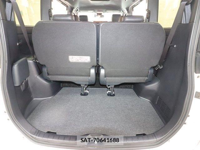 Toyota ESQUIRE 2017-12 2828753-11