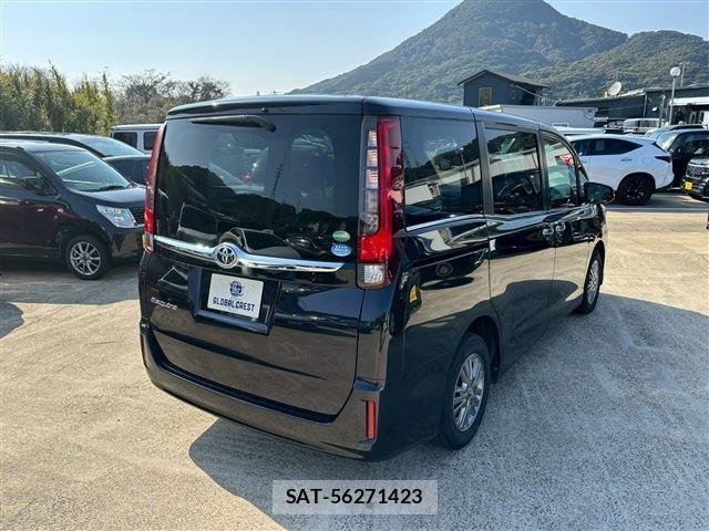 Toyota ESQUIRE 2016-03 3668451-13