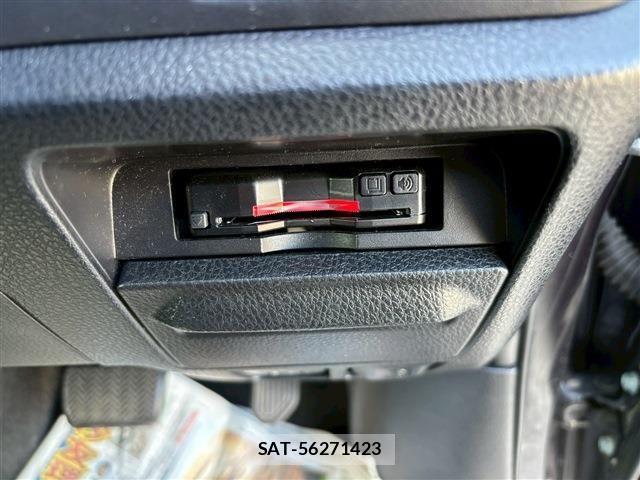 Toyota ESQUIRE 2016-03 3668451-19