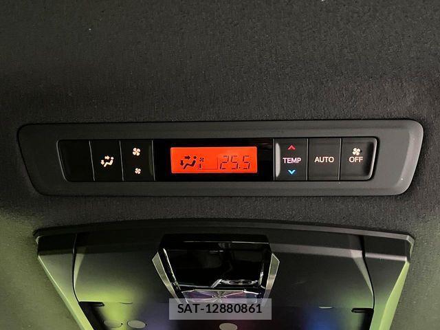 Toyota ESQUIRE 2020-04 3668422-5