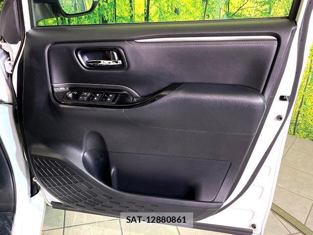Toyota ESQUIRE 2020-04 3668422-6