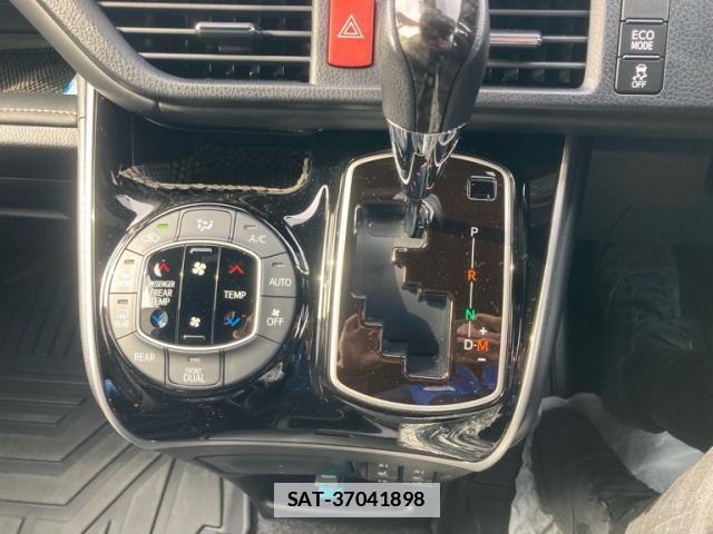 Toyota ESQUIRE 2021-12 3768191-21