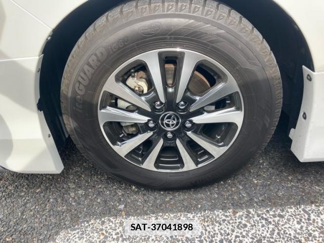 Toyota ESQUIRE 2021-12 3768191-4