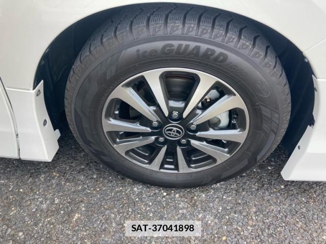 Toyota ESQUIRE 2021-12 3768191-7