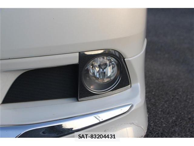 Toyota ESQUIRE 2015-09 4041701-18