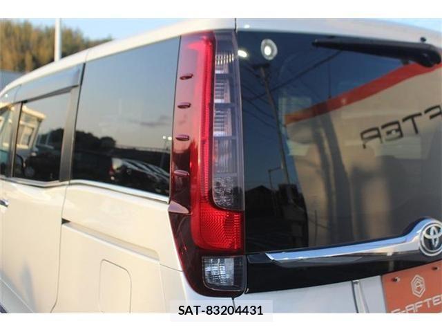 Toyota ESQUIRE 2015-09 4041701-20