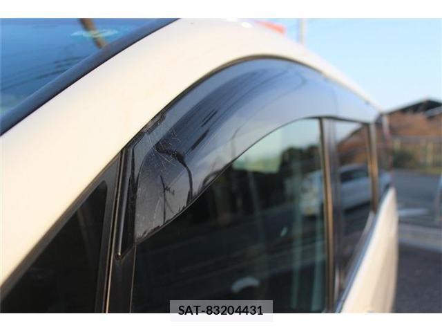 Toyota ESQUIRE 2015-09 4041701-24