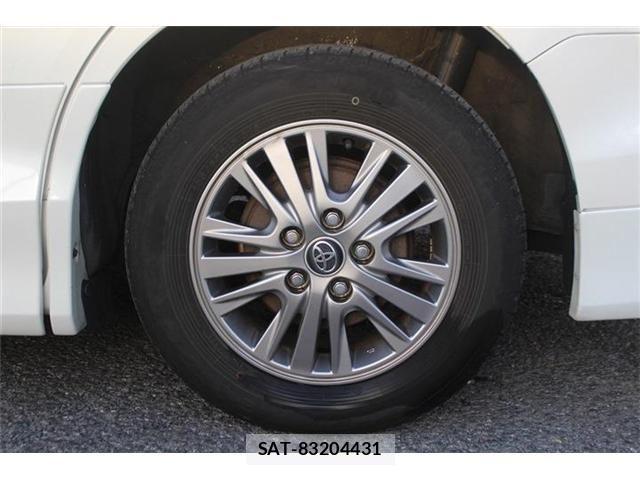 Toyota ESQUIRE 2015-09 4041701-27