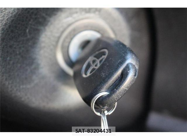 Toyota ESQUIRE 2015-09 4041701-5
