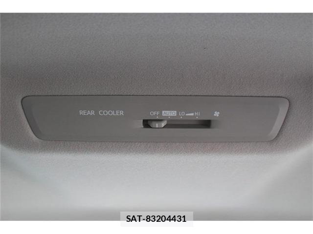 Toyota ESQUIRE 2015-09 4041701-6