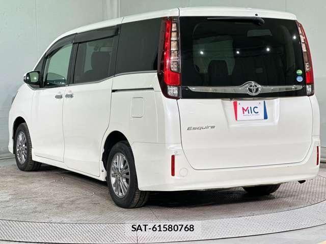 Toyota ESQUIRE 2014-11 4638819-9