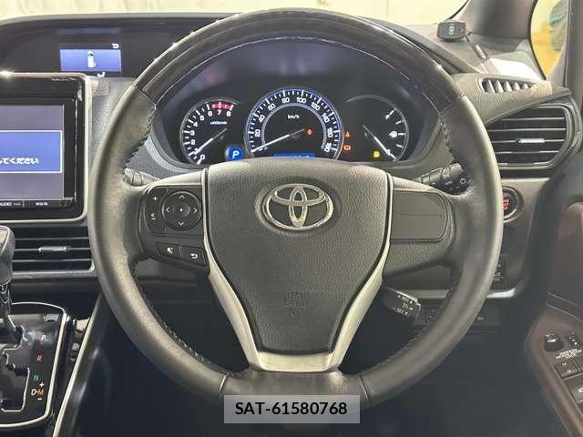 Toyota ESQUIRE 2014-11 4638819-12