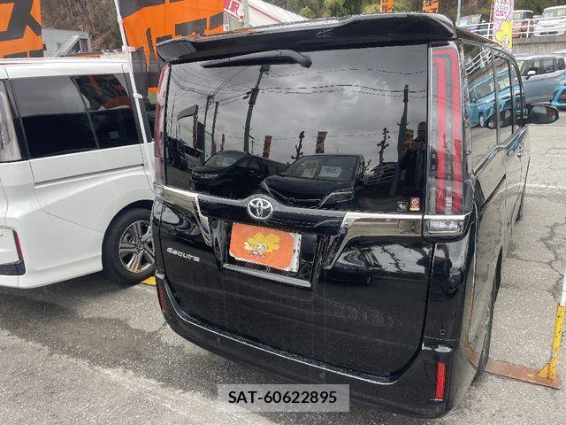 Toyota ESQUIRE 2020-07 4940134-2